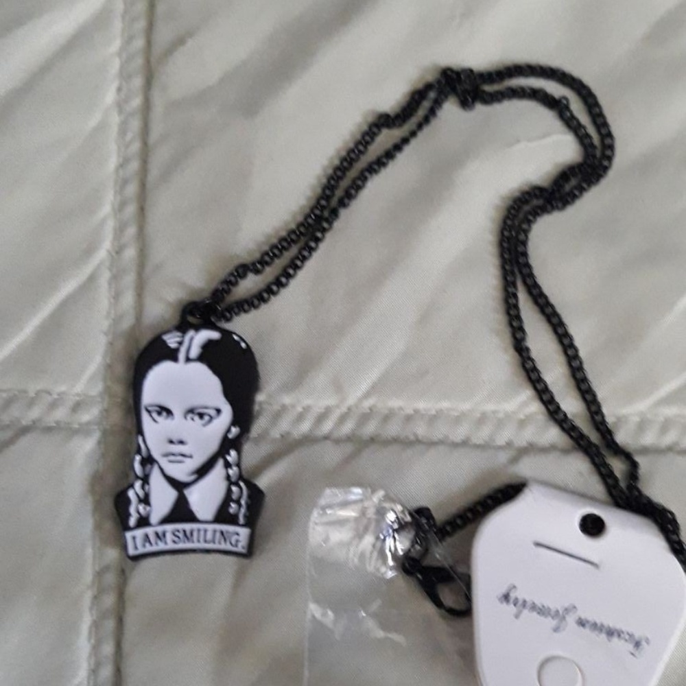 NEW WEDNESDAY ADAMS NECKLACE GOTH ADAMS FAMILY